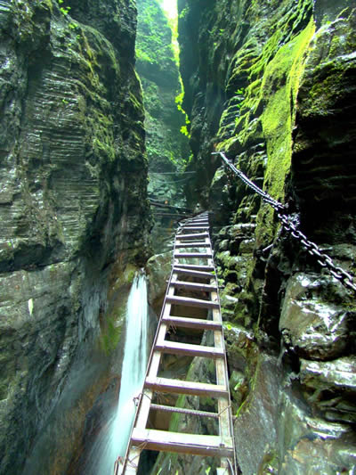 坐龙峡坐龙峡风景区古丈县旅游景点